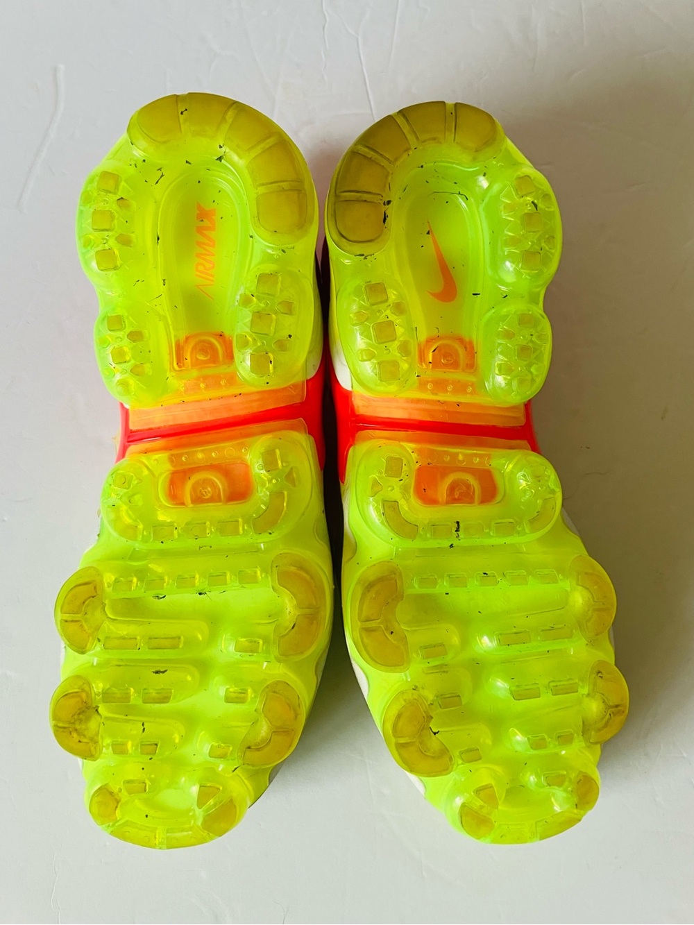 Nike Air Vapormax Plus Pink Volt DC2045-900 Women's Size 8 - Picture 6 of 6